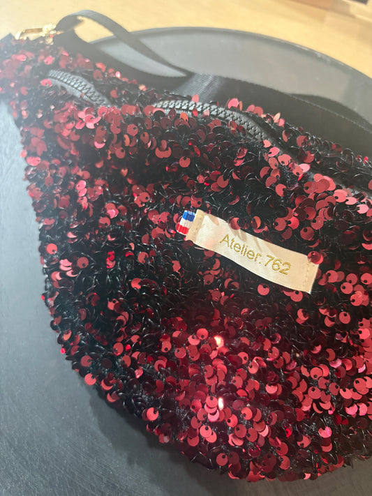 Banane - Sequins rouge